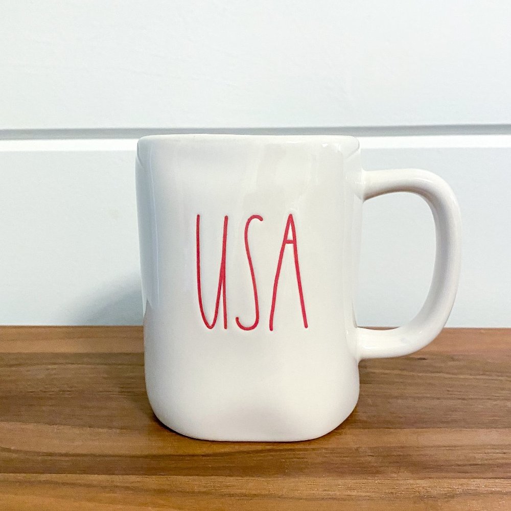 NEW Rae Dunn USA Mug